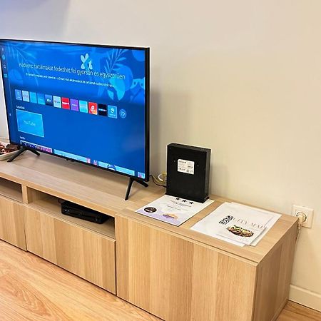 The Prince'S Neighbour Apartment Budapest With Free Garage 외부 사진
